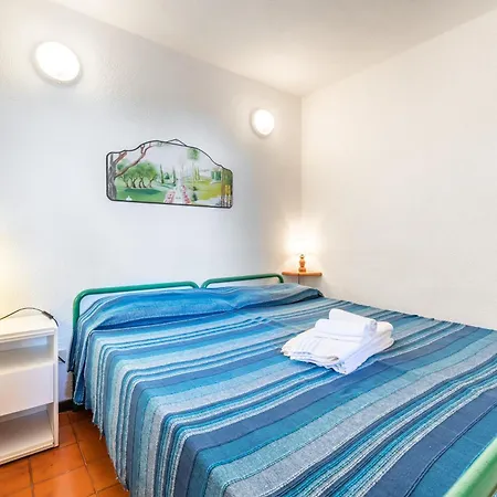 Villa Accu Is Prezzus E1 50mt *